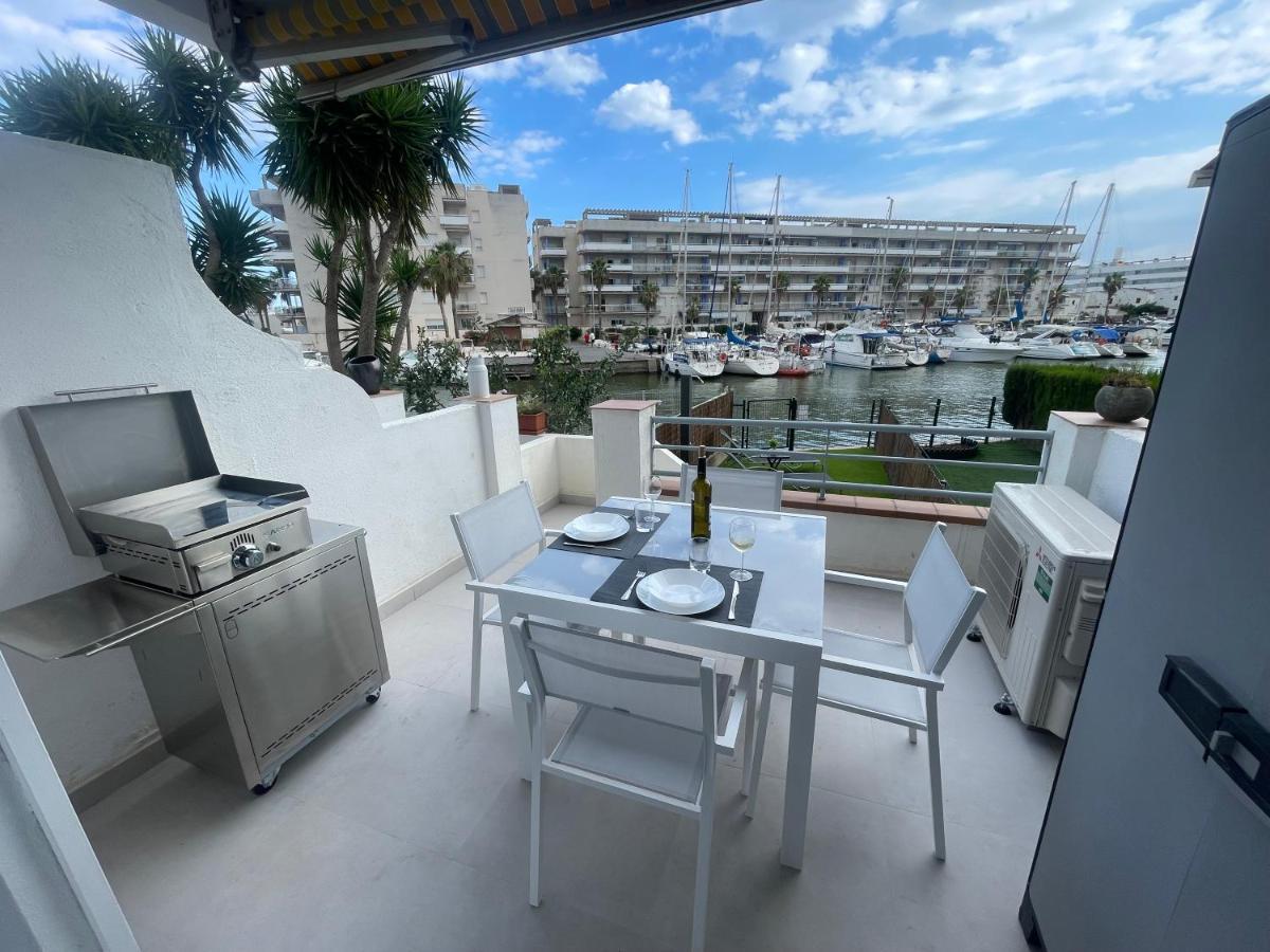 Apartamento Puerto Madeira Roses Eksteriør billede