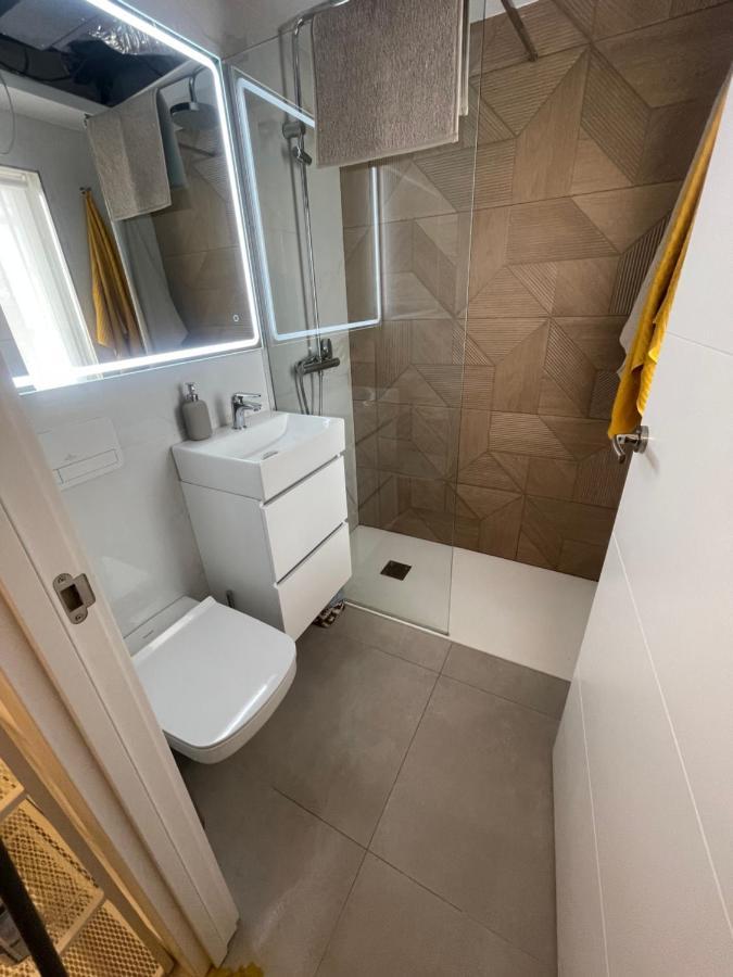 Apartamento Puerto Madeira Roses Eksteriør billede