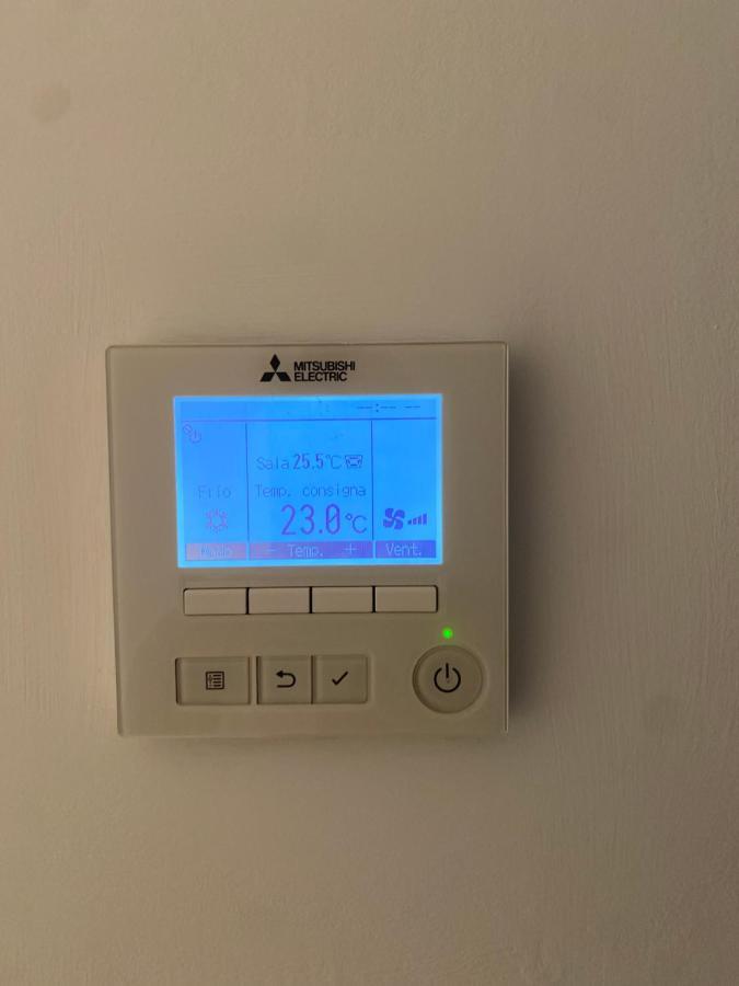 Apartamento Puerto Madeira Roses Eksteriør billede