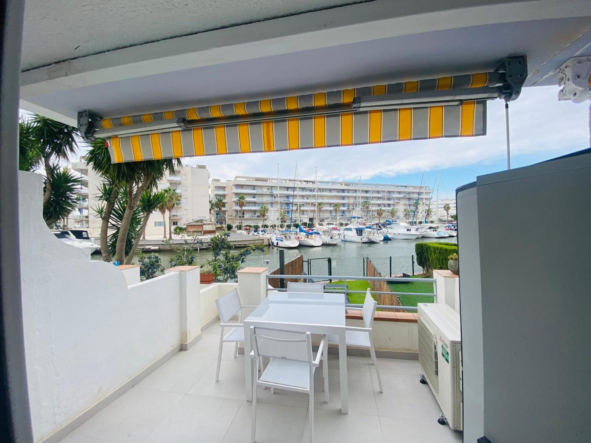 Apartamento Puerto Madeira Roses Eksteriør billede